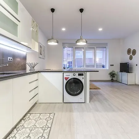 Lägenhet Portucale ! Moscavide Family Lisboa