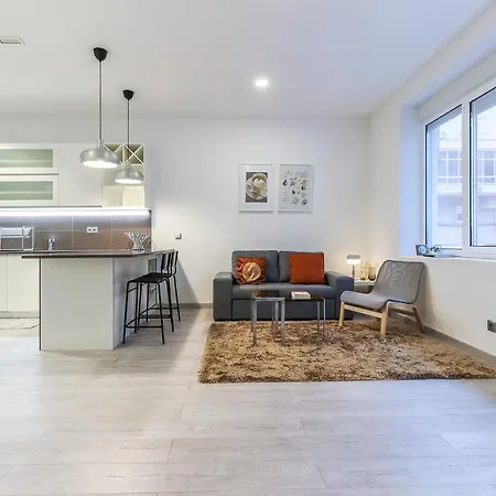 Apartment Portucale ! Moscavide Family Lissabon