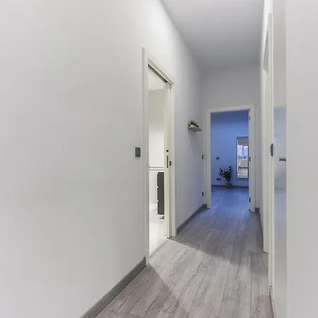 Apartment Portucale ! Moscavide Family Lissabon