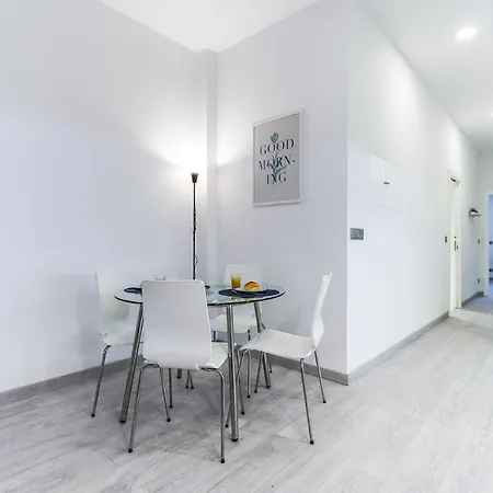 Apartment Portucale ! Moscavide Family Lissabon