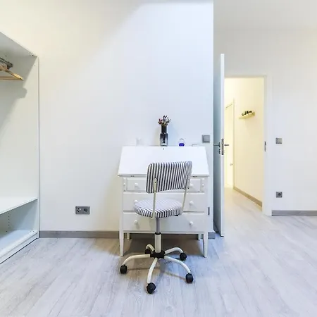 Apartment Portucale ! Moscavide Family Lissabon