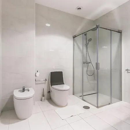 Portucale ! Moscavide Family Апартаменты