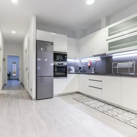 Portucale ! Moscavide Family Лиссабон